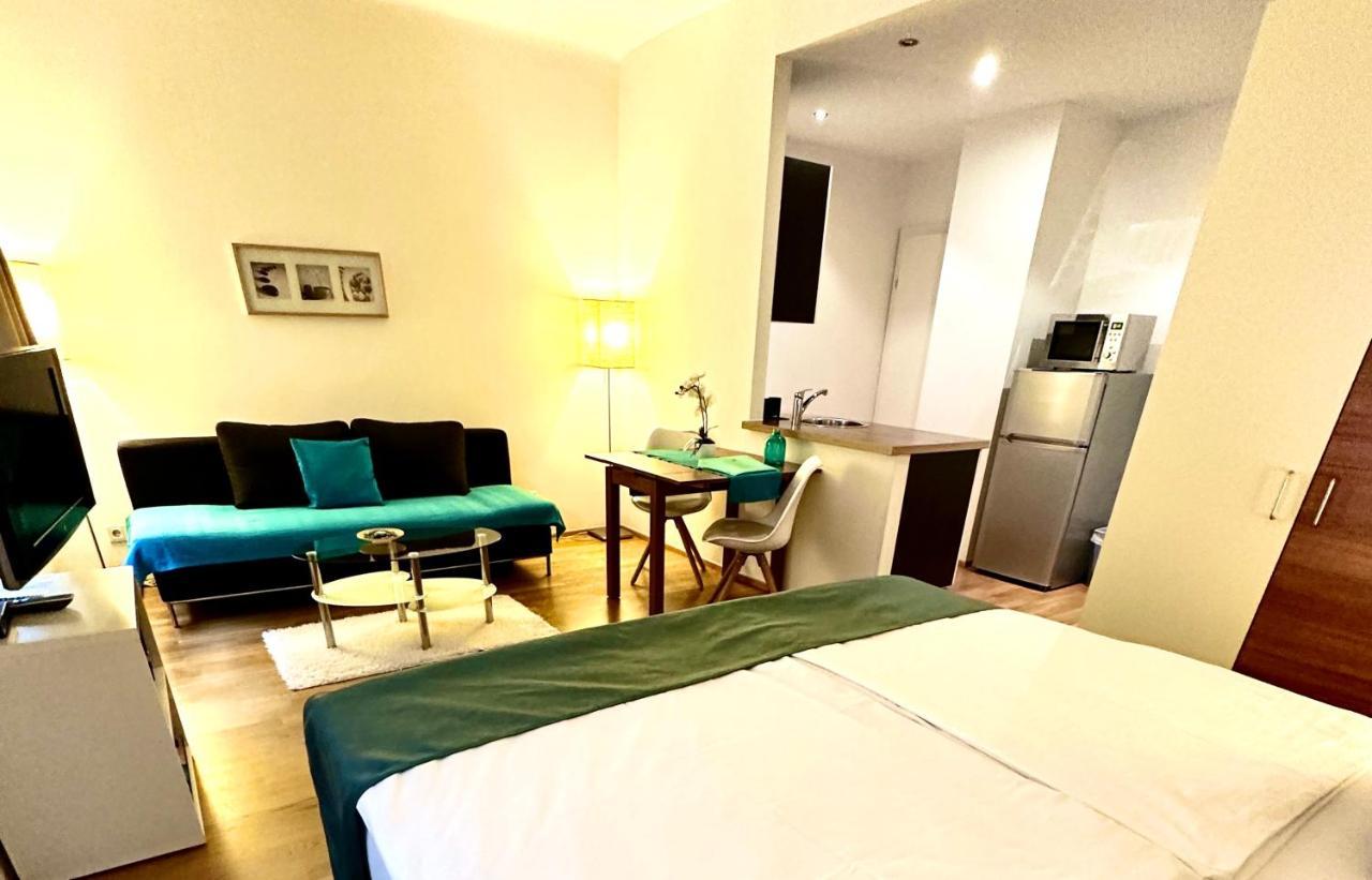 Home Sweet Apartments - A Cozy Welcome Wien Eksteriør billede